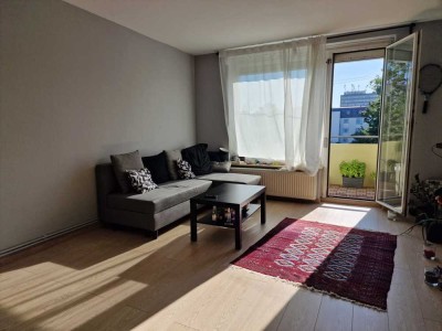 Schöne und helle 2-Zimmer Wohnung in Fechenheim