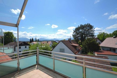 Alpenblick!
3 Zimmer DG Wohnung mit Südwestbalkon
