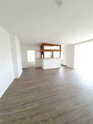 Urbanes Wohnen – stilvolle Dachgeschosswohnung mit Charakter