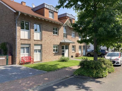 Gemütliche 3 Zimmer Wohnung in sehr schöner Lage inkl Neue einbauküche und stellplatz