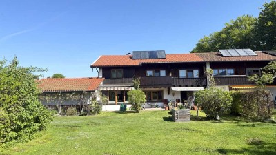 Attraktive 3-Zimmer-Wohnung mit Garage in herrlicher Lage von Siegsdorf