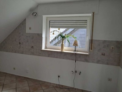 Helle 2-Raum-Wohnung in Merzenich an Einzelperson mittleren Alters zur Alleinnutzung zu vermieten