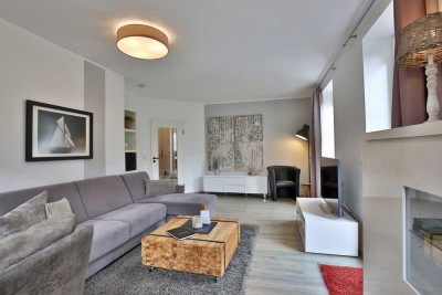 EG-Wohnung mit riesiger Terrasse und Top-Ausstattung