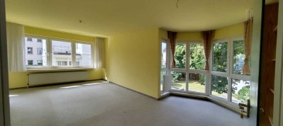 Ansprechende 2-Zimmer-Wohnung mit Balkon und EBK in Minden, Fischerglacis an NR zu vermieten..