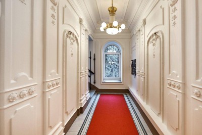 Zwischen Belvedere und Arenbergpark! Sanierungsbedürftiger Altbau auf 2. Etage!