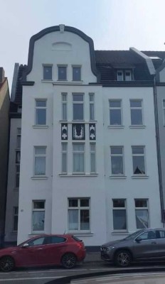 Geräumige 4-Zimmer Wohnung in renoviertem Altbau in Recklinghausen