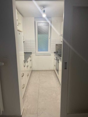 Exklusive 2-Zimmer-Erdgeschosswohnung mit gehobener Innenausstattung mit EBK in Waiblingen