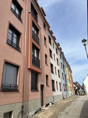 "Endingen fasziniert" - Neubau-3-Zimmerwohnung mit hochwertiger EBK in der Altstadt