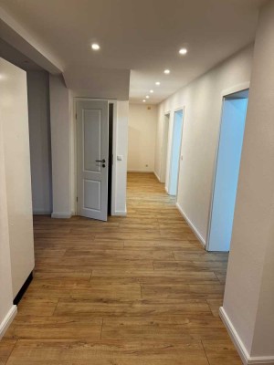 Moderne Vierzimmerwohnung mit Einbauküche in Sebnitz frei !!!