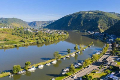 Stilvoll und exklusiv Wohnen an der Terrassenmosel- Doppelhaushälfte mit Panoramablick!