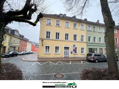 Ideal für Praxis, Kanzlei oder Büro + Wohnen