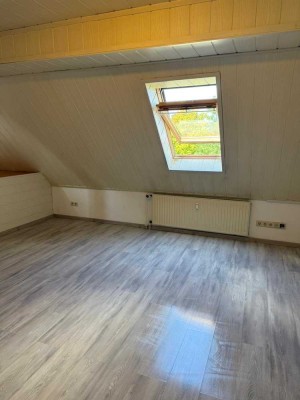 Dachgeschosswohnung in Lehre