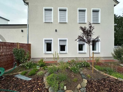 Erstbezug nach Sanierung mit Einbauküche: Exklusive 2-Raum-Wohnung mit geh. Innenausstattung