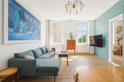 Nahe der Prenzlauer Alle: bezugsfreie helle 2/3-Zimmer Altbauwohnung zum Verkauf