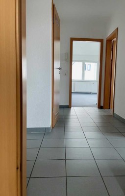 Erstbezug nach Sanierung: 2-Zi.-Wohnung mit Balkon in Radevormwald