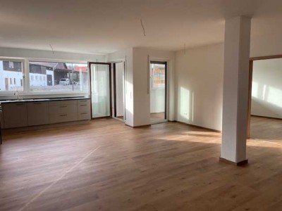 Anfragen per Mail:  Neue, tolle 2,5-Zi-Whg in Regenstauf OT Steinsberg - Niedrigenergiestandard (3)