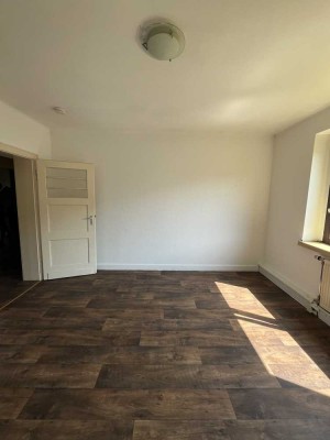 Krefeld: Single-Apartment im 1. Obergeschoss sucht Nachmieter!