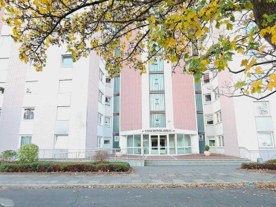 „4 Zimmer mit Weitblick: Großzügig wohnen, entspannt genießen – mit Balkon ins Grüne“