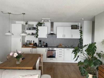Helle moderne Wohnung in Petershausen
