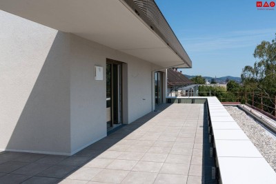 Dachterrassenwohnung mit beeindruckendem Ausblick - Wohntraum auf höchstem Niveau!