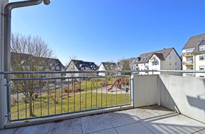 *Top - schöne 2-ZKB-Wohnung mit Balkon in Hartenstein*