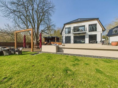 DAS BESTE AUS ZWEI WELTEN – STADTNÄHE & SEEROMANTIK IN EINEM ZUHAUSE