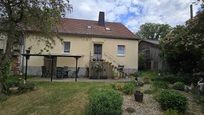 Einfamilienhaus mit großem Grundstück und Nebengelass in ruhiger und idyllischer Lage in Schlagenthi