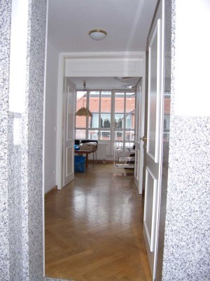 Chice 2,5-Zimmer-Maisonettewohnung Harlaching