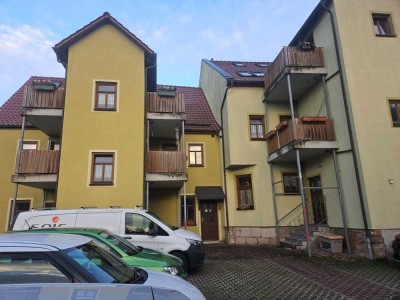 Kleine 2-Raumwohnung (36,5m2) im EG  mit Balkon, Erstbezug nach Sanierung