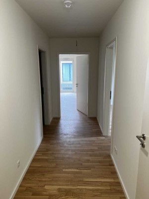 Neubau! Großzügige 2-Zimmer-Wohnung mit Tageslichtbad, EBK und Balkon