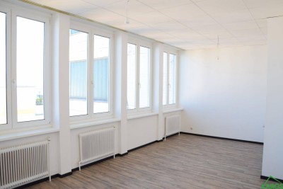 IDEALE STARTWOHNUNG MIT KÜCHE!!!