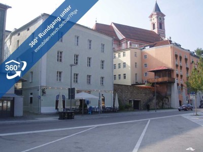Altstadtwohnung Nähe Dom 
Großzügiges Appartement mit günstiger Anbindung zur FuZo bzw. zur UNI