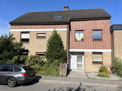 Großzügige, helle 3 Zimmer-Wohnung mit großer Terrasse