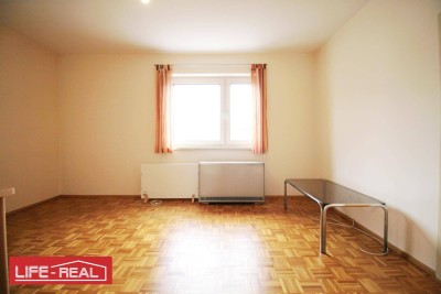 3-Zimmer-Wohnung mit Potenzial, für Eigennutzer &amp; Anleger