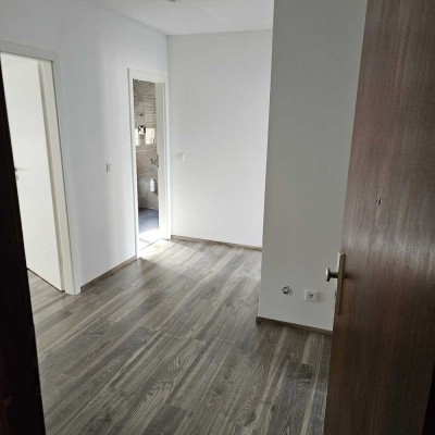 Erstbezug nach Sanierung: 2-Zi.-Wohnung mit Balkon in Speyer-Im Erlich