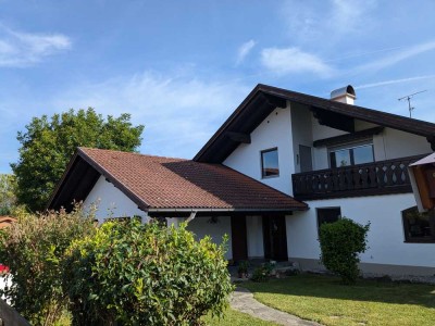Gepflegte 4-Zimmer Wohnung mit Garage in Fuchstal & Alpenblick