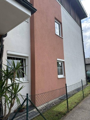 Charmante 3-Zimmer-Wohnung mit 2 Balkonen und Garage ️
