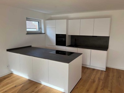 Wunderschöne Wohnung mit Garten und Terrasse und EBK