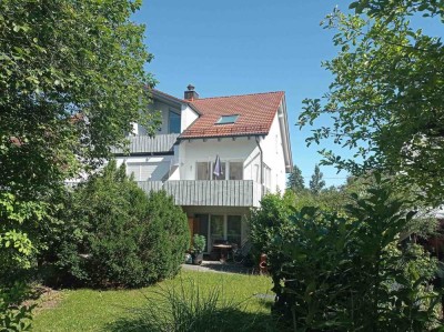 Neubiberg - Helle 2-Zimmer Wohnung mit sonnigem Balkon, in ruhiger und grüner Umgebung