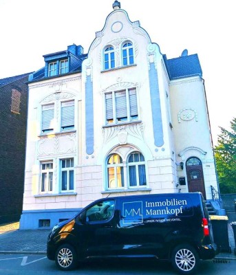 Schöne, teilmöblierte Wohnung in gepflegtem Jugendstilhaus in Rheinhausen zu vermieten