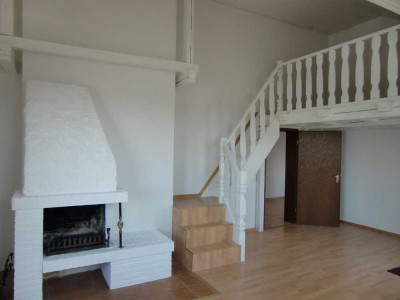 Großzügige 4 Zimmer Dachgeschosswhg. ca. 120 qm. in Mühlheim