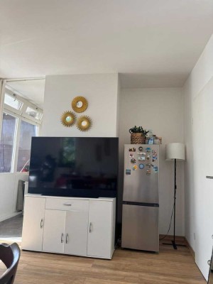 Moderne 1-Zimmer-Wohnung mit Balkon – Toplage direkt am S-Bahnhof