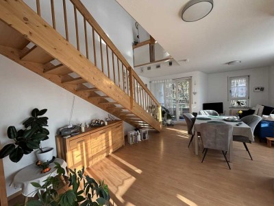 Freundliche und gepflegte 2,5-Raum-Maisonette-Wohnung mit Balkon und EBK in Sigmaringen