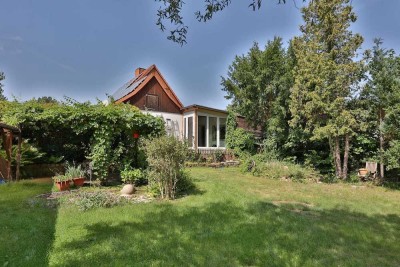 Wohnoase bei Berlin - EFH mit Garten und Pool