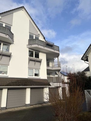 Erstbezug nach Sanierung mit Balkon: Attraktive 3-Zimmer-Wohnung in Kreuztal