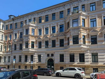 schöne Gründerzeitwohnung im Waldstraßenviertel