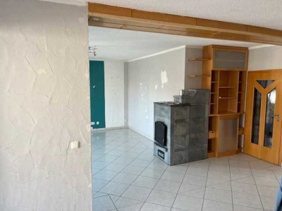 140 m², 5 Zimmer, 35 qm Terasse 1250,-