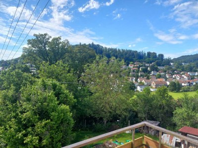 Renovierte Wohnung mit Balkon und sensationellem Ausblick