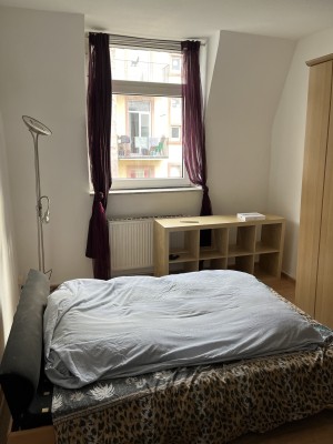 Nachmieter gesucht für WG-Zimmer 28 qm Wurmbachstraße 10 Frankfurt