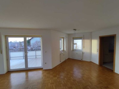 Gepflegte 3,5-Raum-Erdgeschosswohnung mit Balkon und Einbauküche in Goldbach